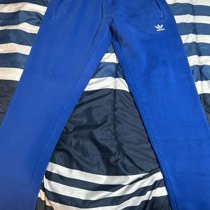 Men’s size small blue, Adidas joggers in like new condition